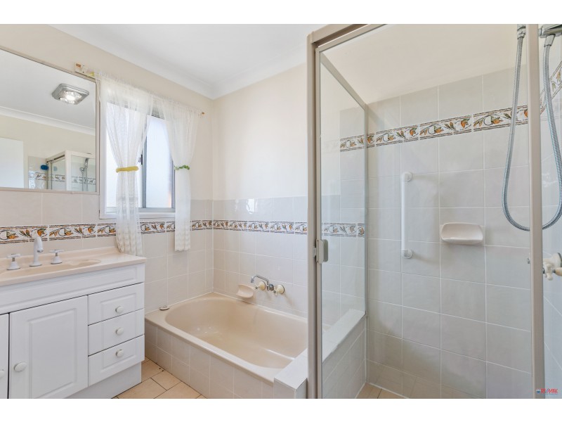 222 James Street, Redland Bay QLD 4165