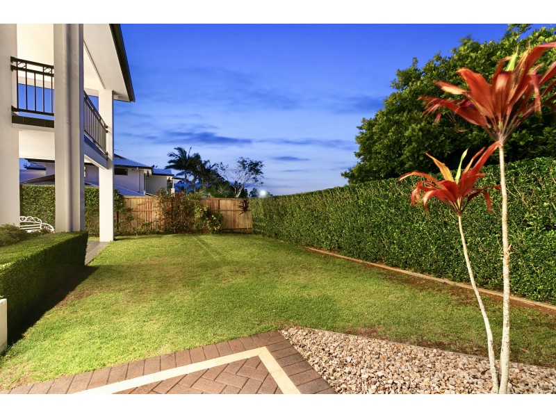 6 Yorston Place, Ormiston QLD 4160