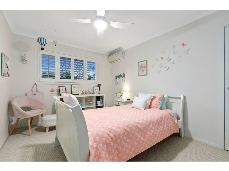 6 Yorston Place, Ormiston QLD 4160