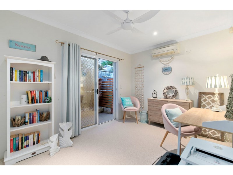6 Yorston Place, Ormiston QLD 4160
