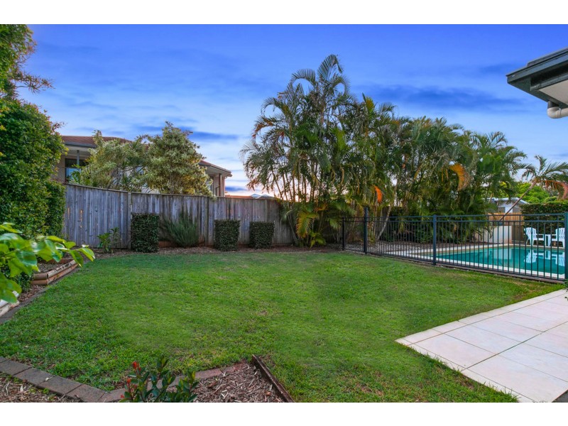 6 Yorston Place, Ormiston QLD 4160