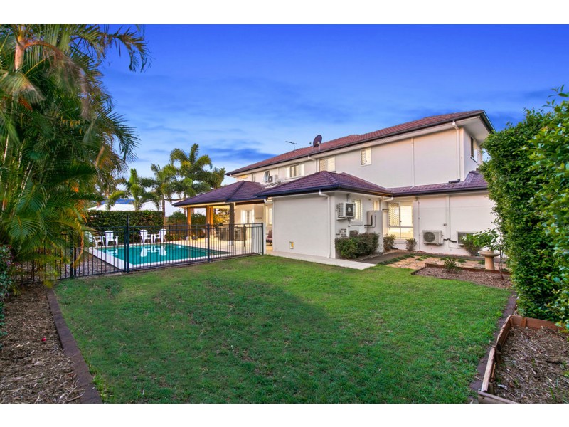 6 Yorston Place, Ormiston QLD 4160