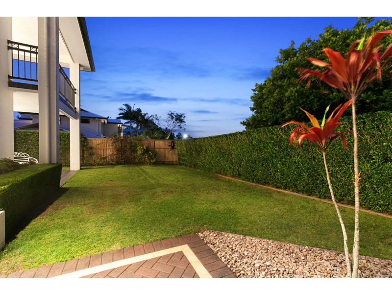 6 Yorston Place, Ormiston QLD 4160