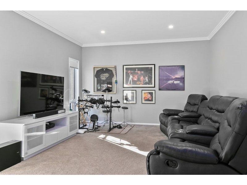 273 Railway Parade, Birkdale QLD 4159