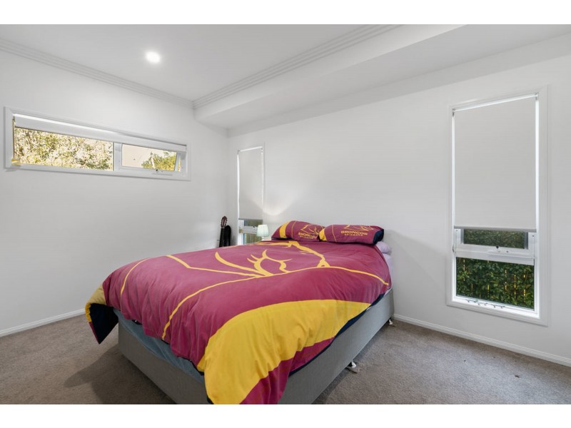 273 Railway Parade, Birkdale QLD 4159