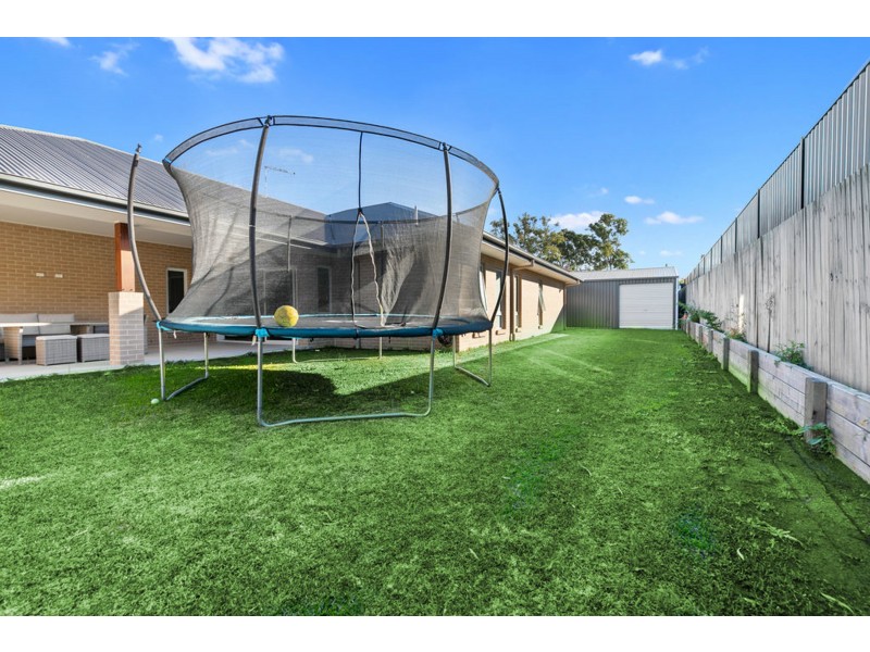 273 Railway Parade, Birkdale QLD 4159