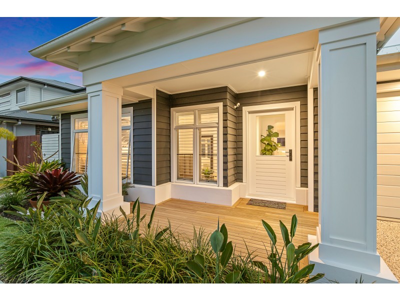 12 Tide Place, Thornlands QLD 4164