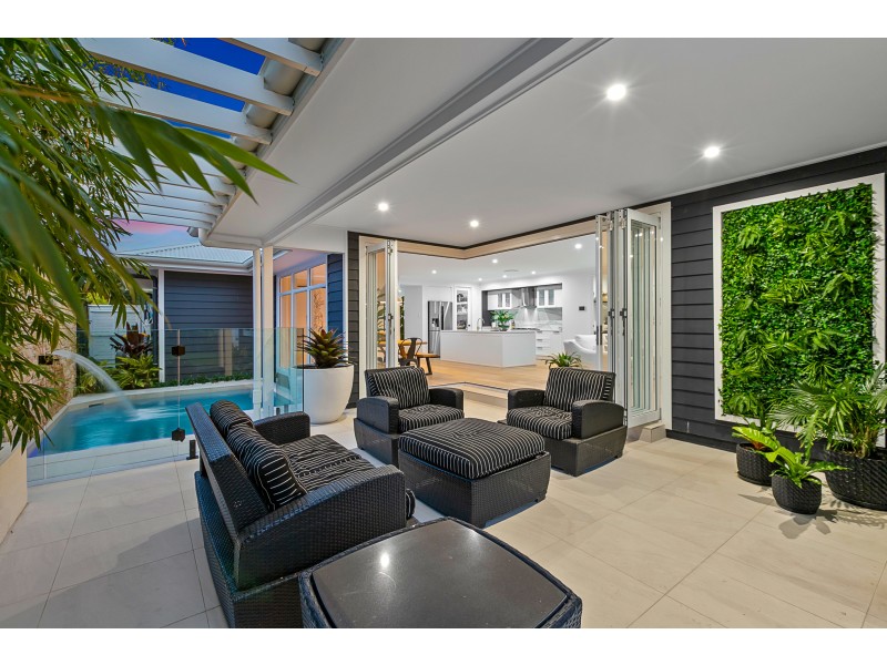 12 Tide Place, Thornlands QLD 4164