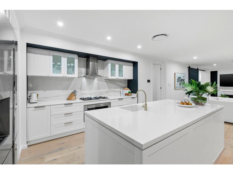 12 Tide Place, Thornlands QLD 4164