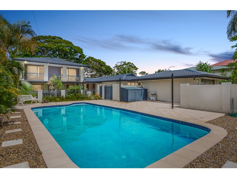 152-154 James Street, Redland Bay QLD 4165