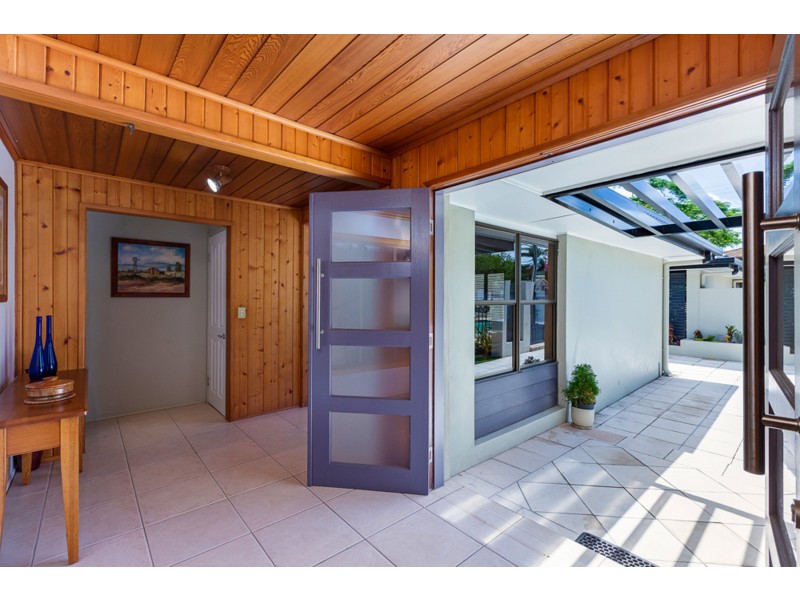 152-154 James Street, Redland Bay QLD 4165