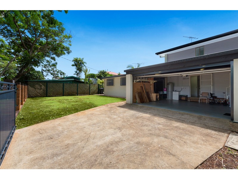 152-154 James Street, Redland Bay QLD 4165