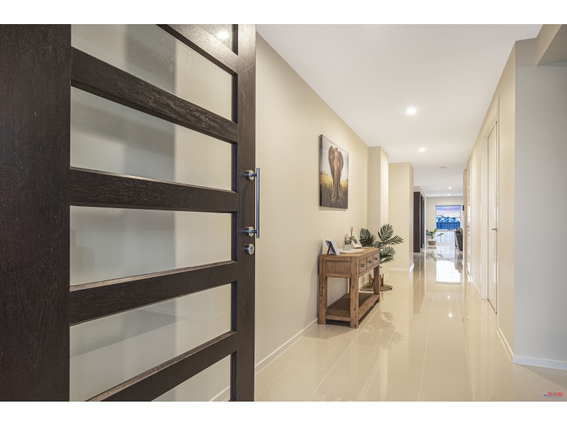 2 Europa Court, Redland Bay QLD 4165