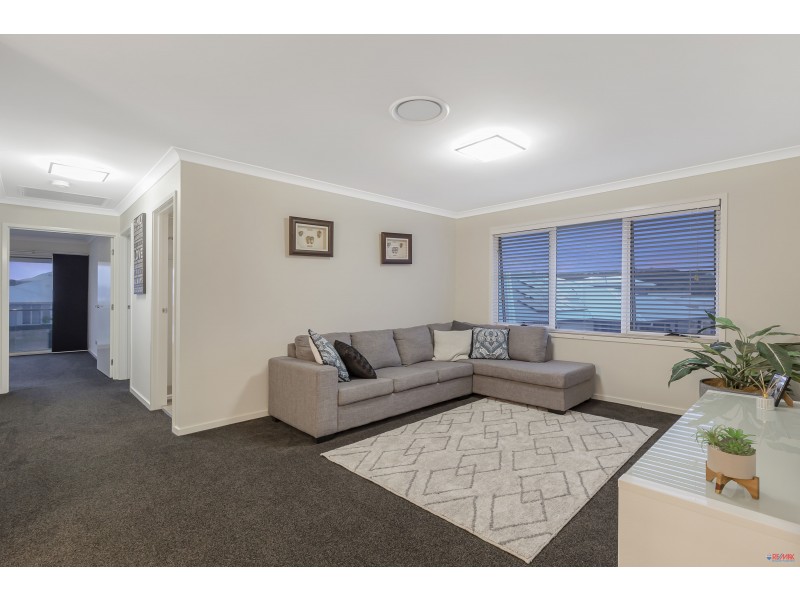 2 Europa Court, Redland Bay QLD 4165