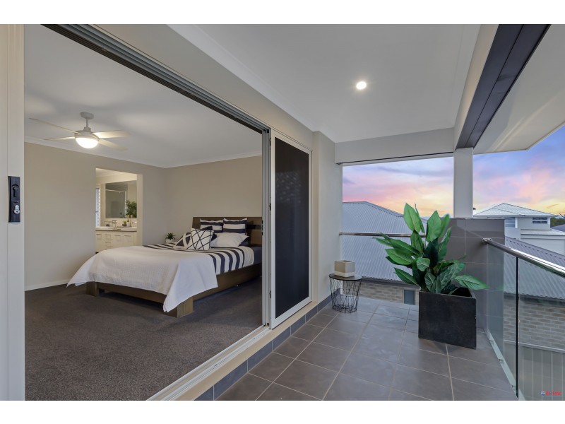 2 Europa Court, Redland Bay QLD 4165