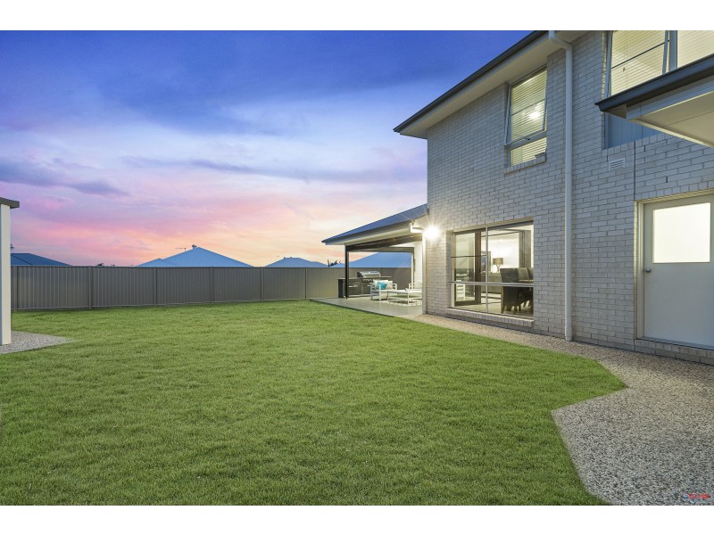 2 Europa Court, Redland Bay QLD 4165