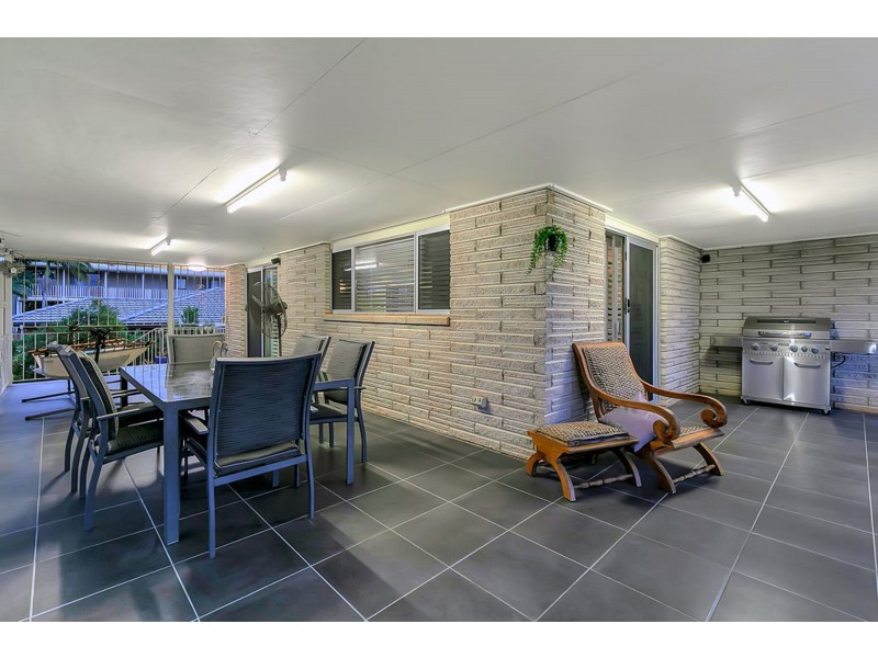 21 Boronia Street, Redland Bay QLD 4165