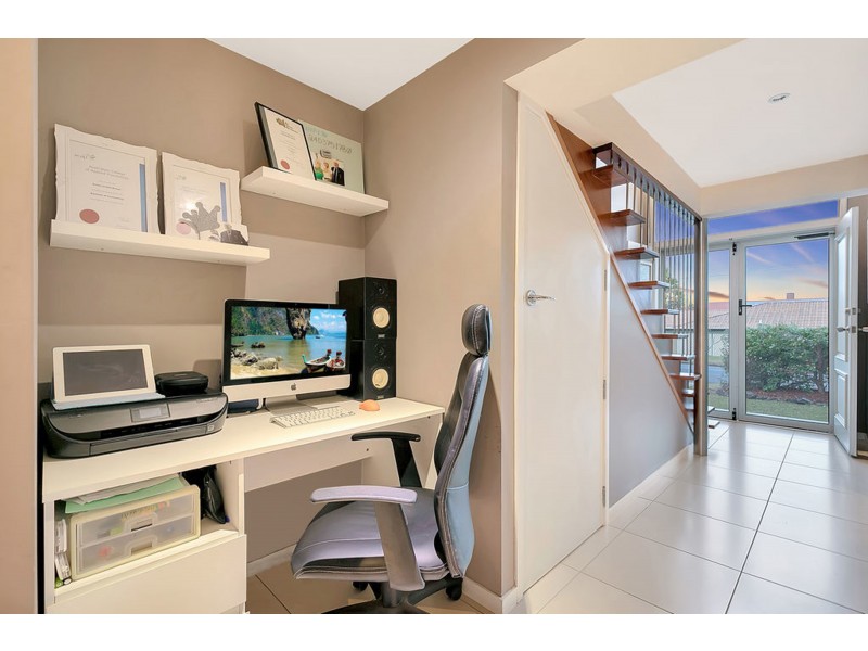 21 Boronia Street, Redland Bay QLD 4165