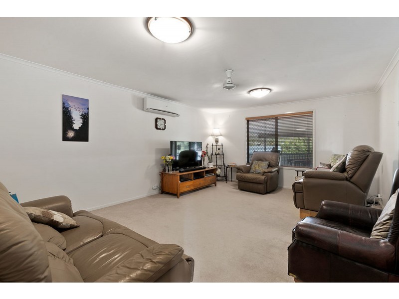 11 Chinnock Court, Alexandra Hills QLD 4161