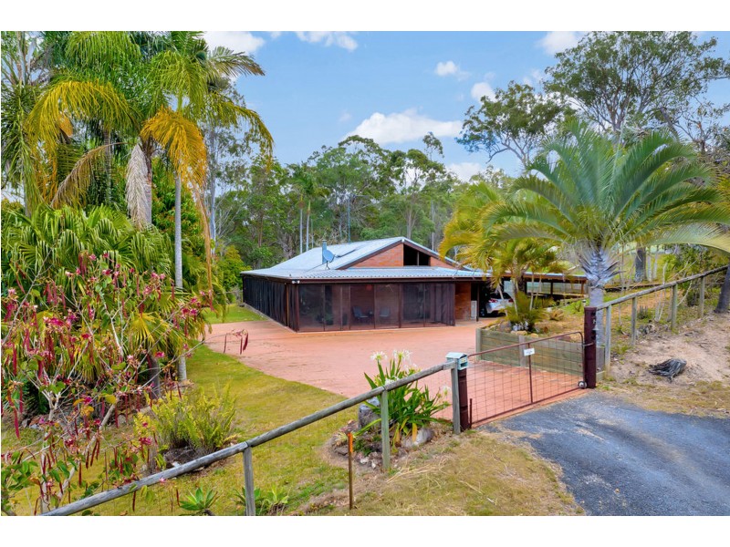 52 Wallaby Road, Redland Bay QLD 4165