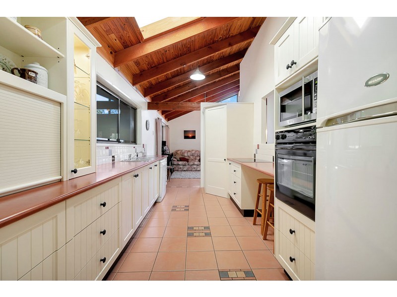 52 Wallaby Road, Redland Bay QLD 4165