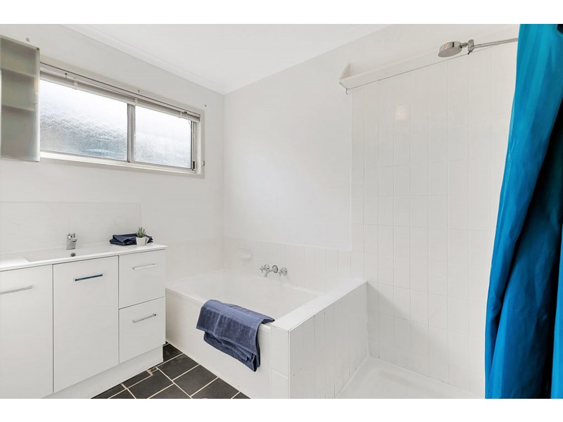 84 Benfer Road, Victoria Point QLD 4165