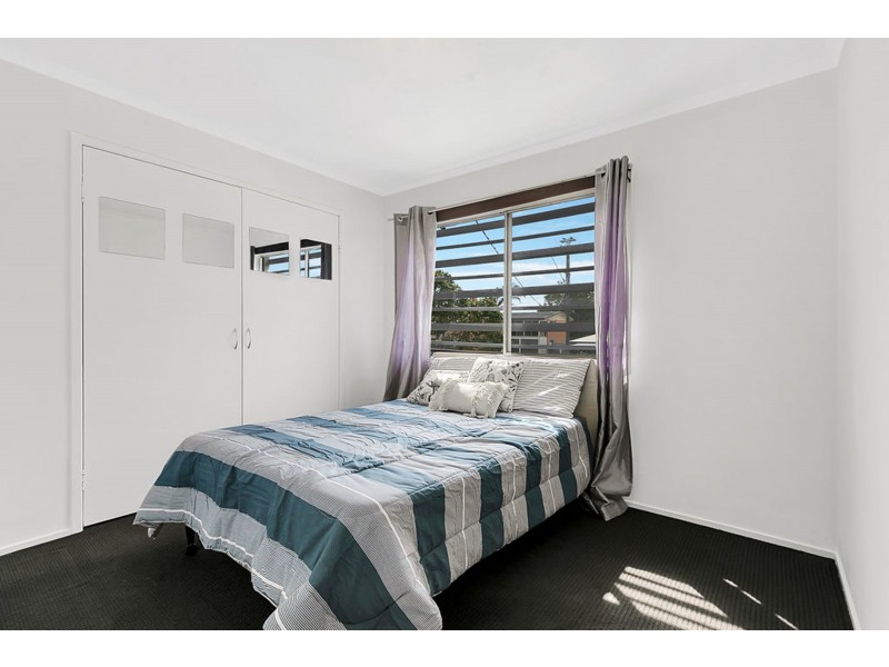 84 Benfer Road, Victoria Point QLD 4165