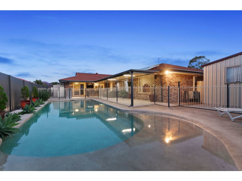 4 Pembroke Court, Alexandra Hills QLD 4161