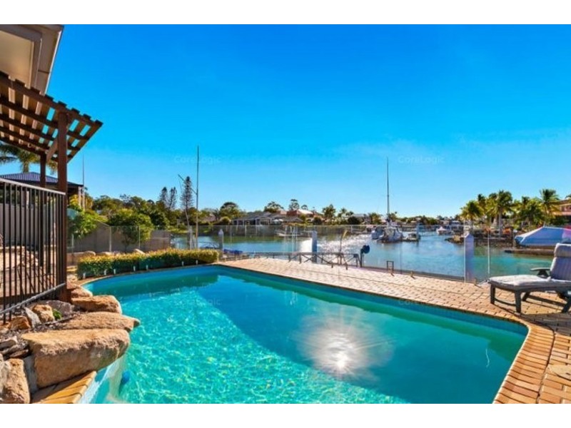 10 Keel Street, Birkdale QLD 4159