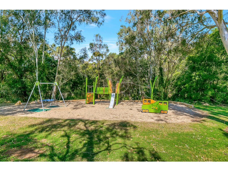 24 Sunnybay Drive, Birkdale QLD 4159