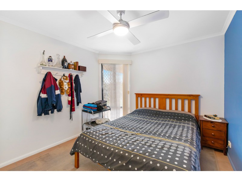 32 Kalmia Drive, Redland Bay QLD 4165