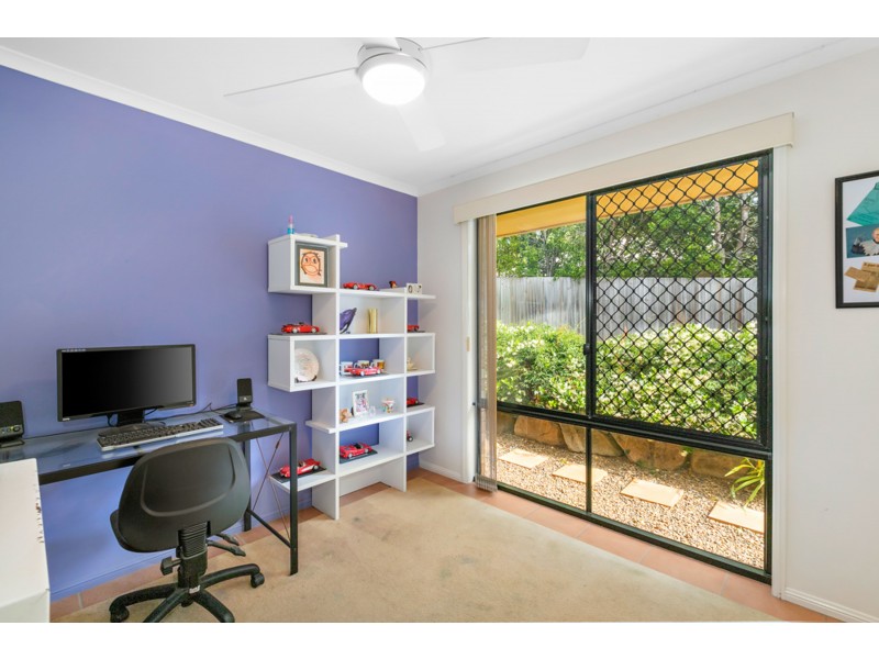 32 Kalmia Drive, Redland Bay QLD 4165