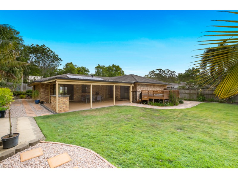 32 Kalmia Drive, Redland Bay QLD 4165