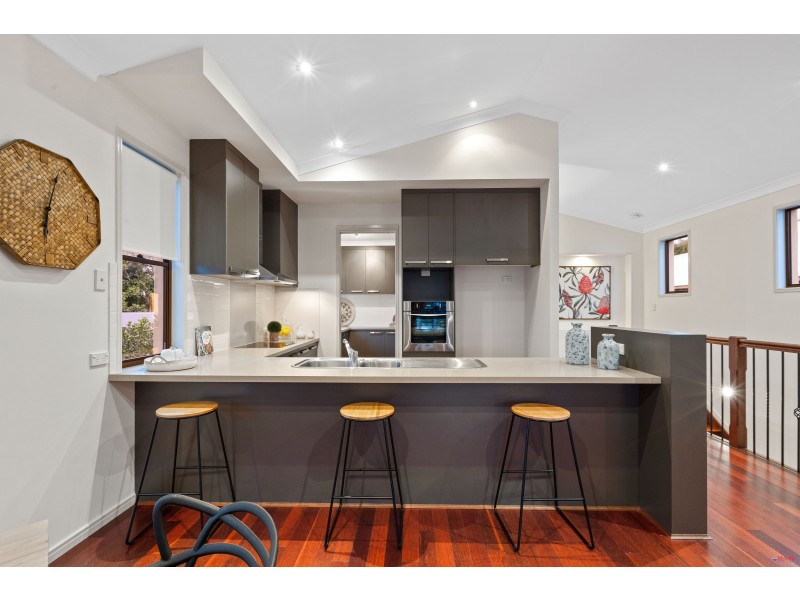 17 Cross Lane, Cleveland QLD 4163