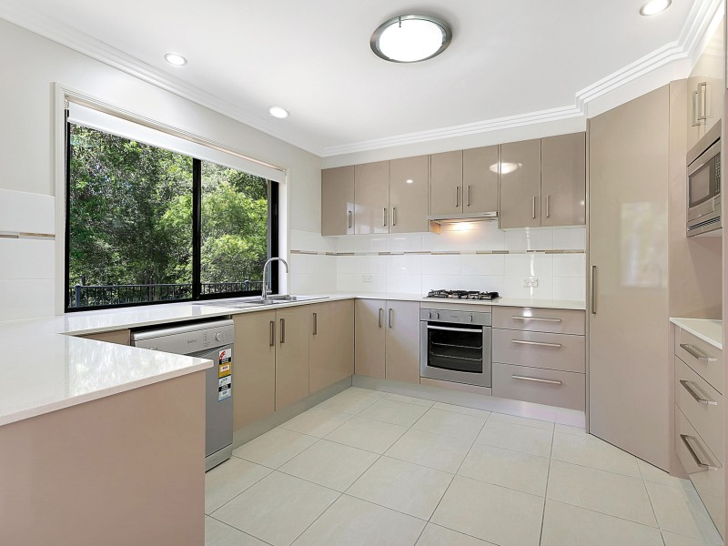 12 Bream Place, Redland Bay QLD 4165