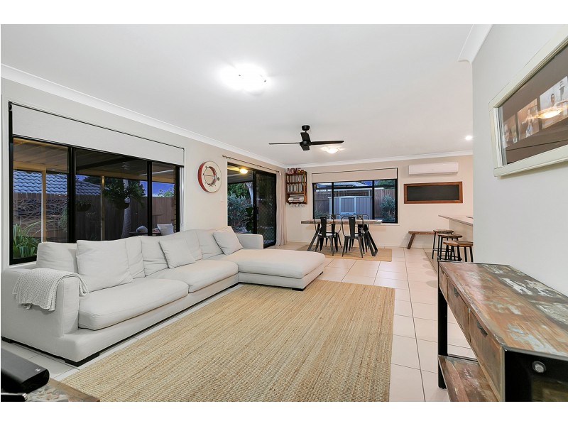 33 Brookvale Drive, Victoria Point QLD 4165