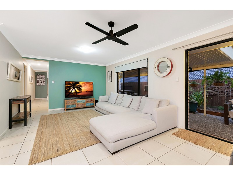 33 Brookvale Drive, Victoria Point QLD 4165