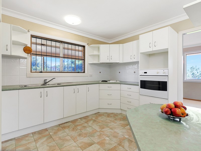 13 South Street, Cleveland QLD 4163