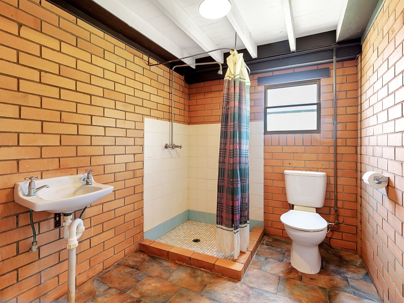 13 South Street, Cleveland QLD 4163