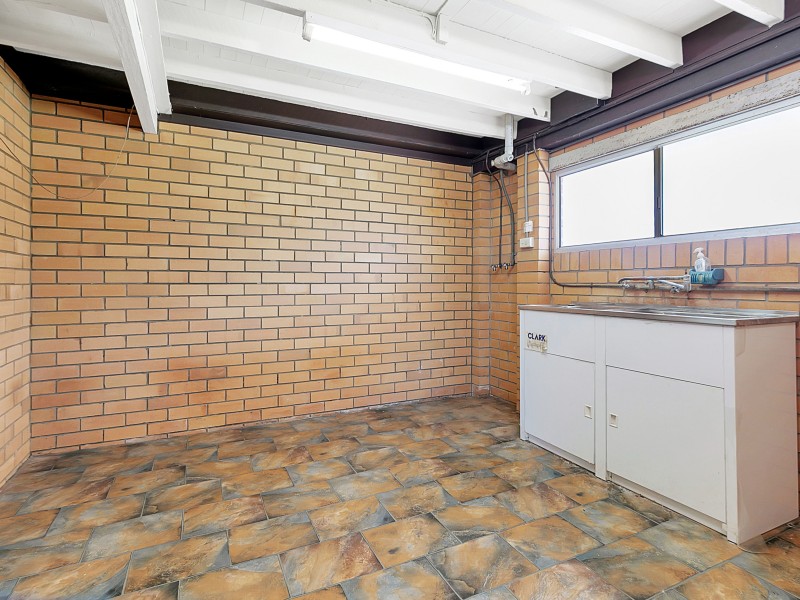 13 South Street, Cleveland QLD 4163