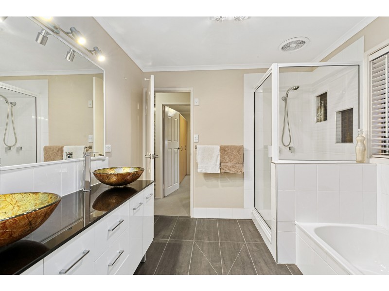 6 Buckingham Street, Alexandra Hills QLD 4161