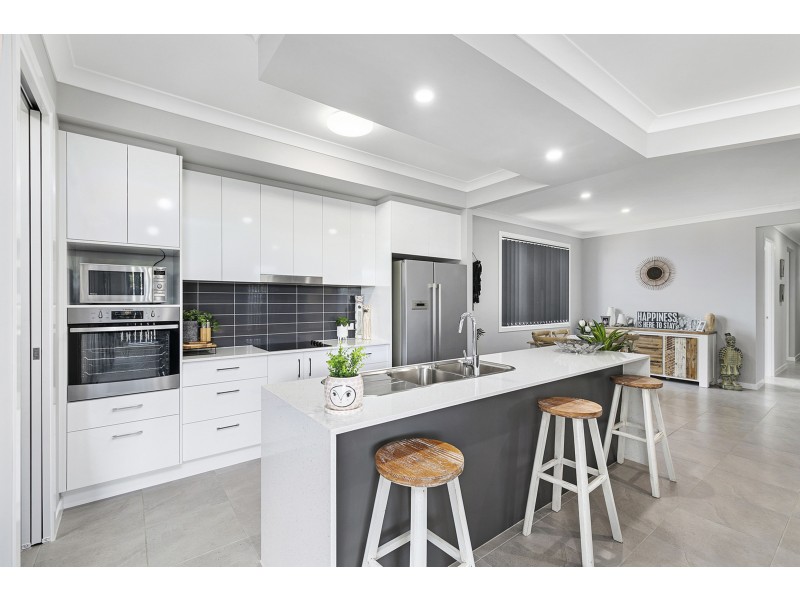 7 Jellicoe Street, Wellington Point QLD 4160