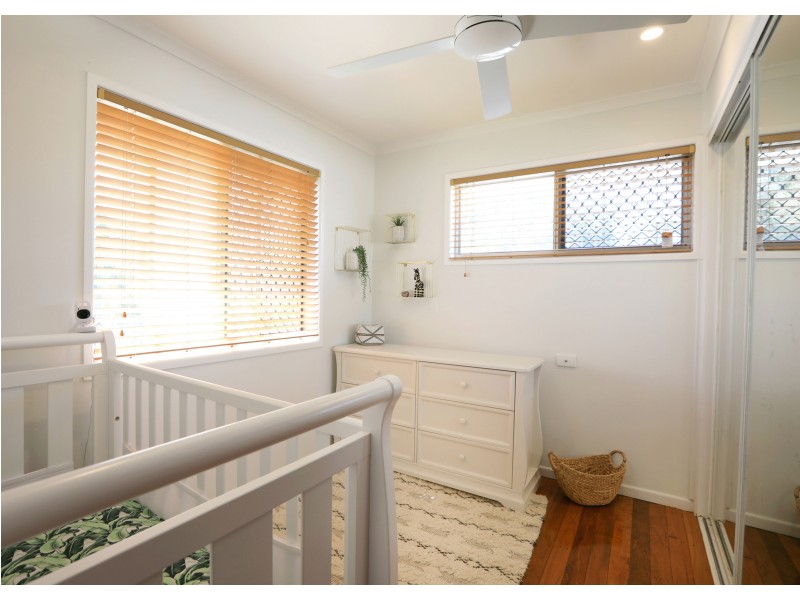 21A Charles Street, Birkdale QLD 4159