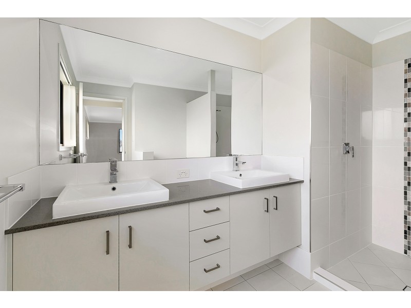 31 Moreton Road North, Thornlands QLD 4164