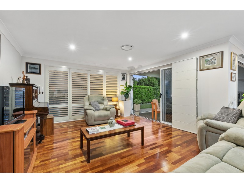 13 Pyrus Place, Redland Bay QLD 4165