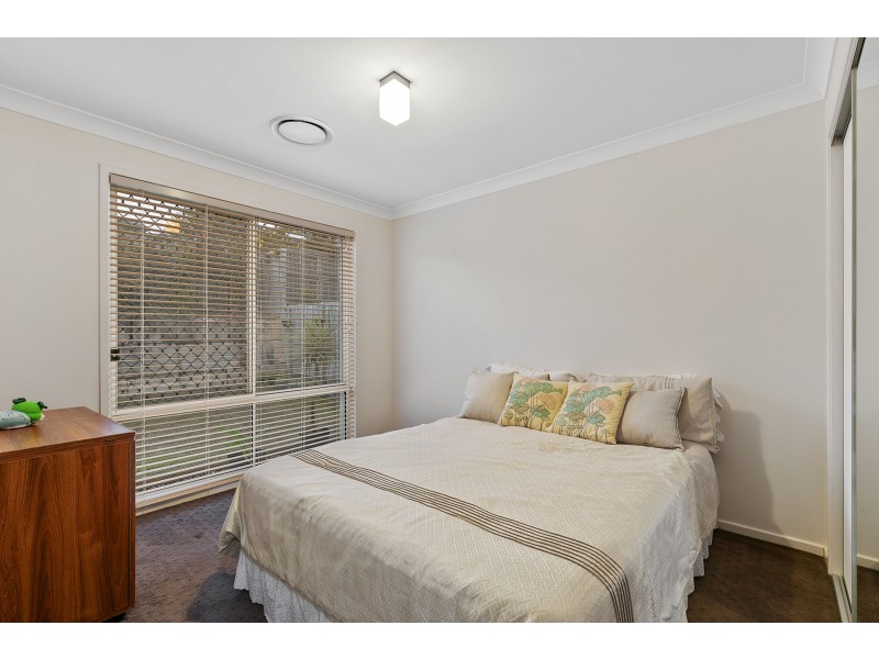 13 Pyrus Place, Redland Bay QLD 4165