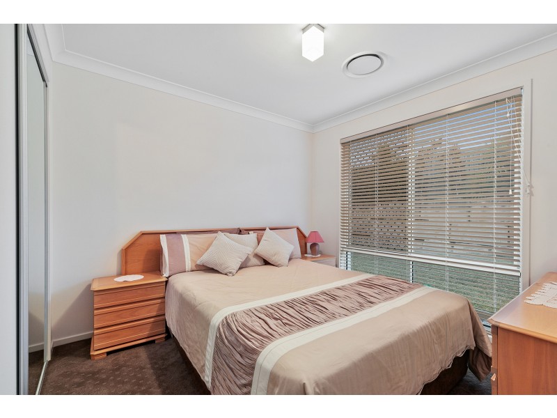 13 Pyrus Place, Redland Bay QLD 4165