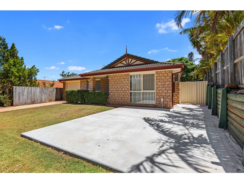 18 Lucy Court, Ormiston QLD 4160