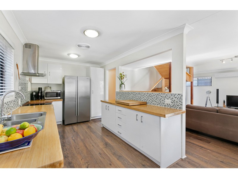 8 Roy Street, Thorneside QLD 4158