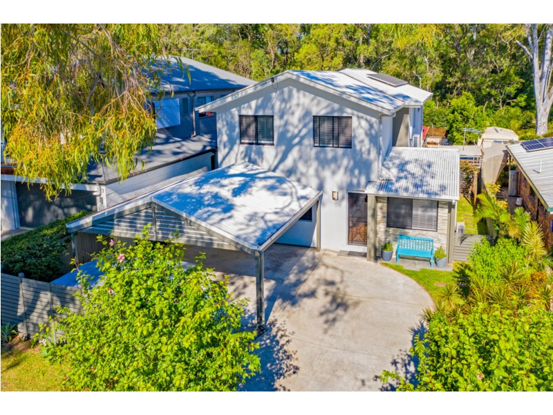 8 Roy Street, Thorneside QLD 4158